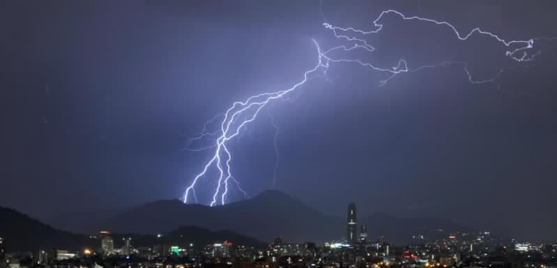 1425106579_tormenta-electrica 1425106579_tormenta-electrica